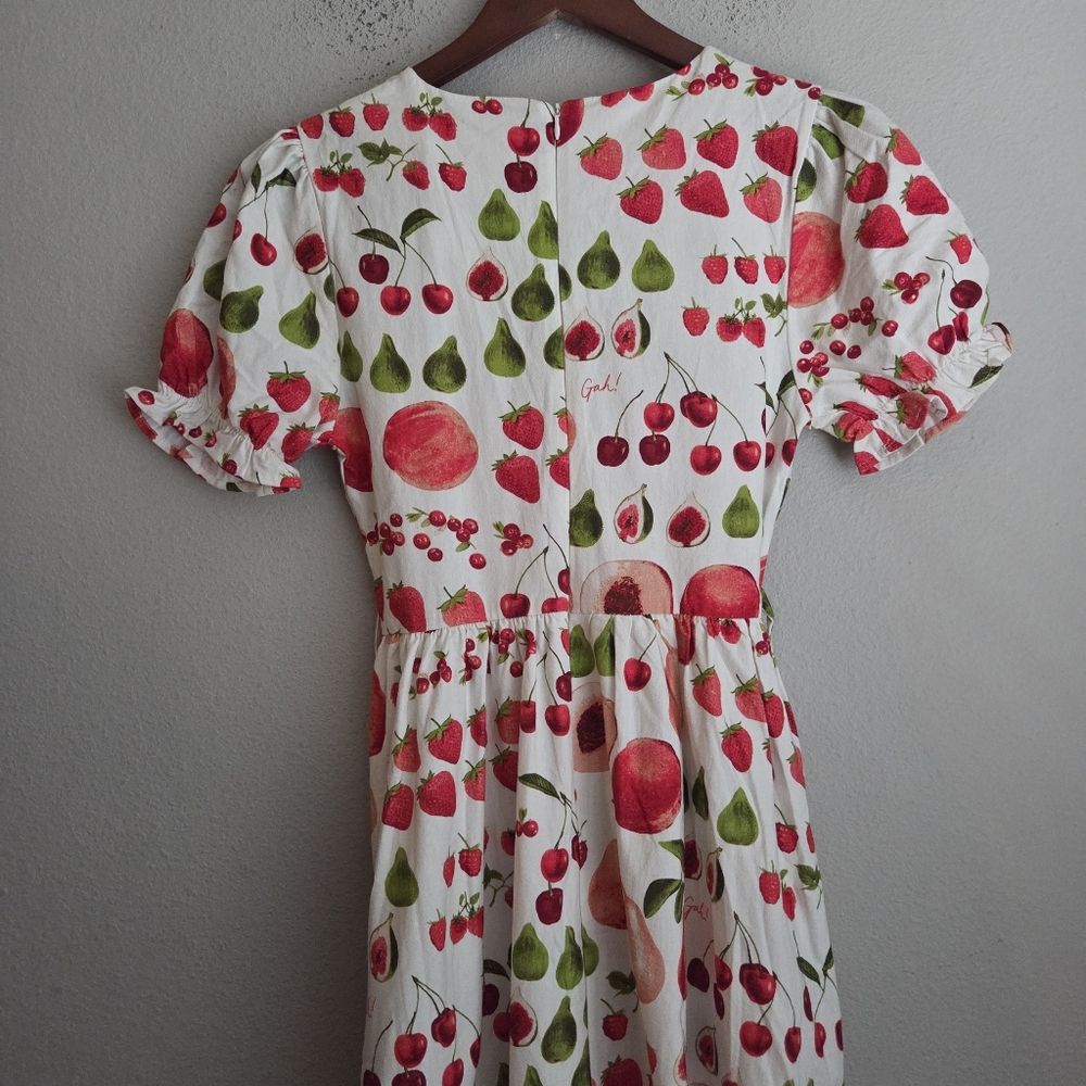 Lisa Says Gah Topanga Puff Sleeve Midi Dress in Fruit Print size S NWT - Picture 8 of 10